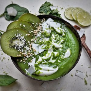 Green Smoothie bowl using Super U blends